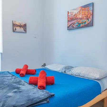 Lion Renting Metro Piramide 3* Roma