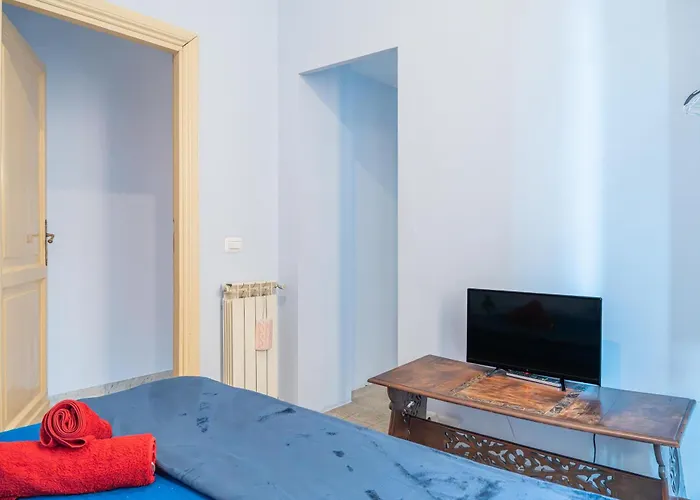 Lion Renting Metro Piramide Gasthof