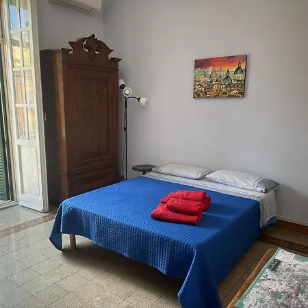 Vendégház Lion Renting Metro Piramide 3*