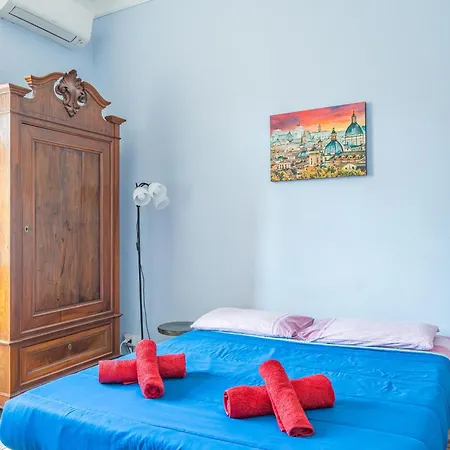 Lion Renting Metro Piramide 3*